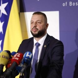 Privremeno ukinuti trošarine na gorivo, žitelji ne smiju plaćati cijenu nesposobnosti vlasti